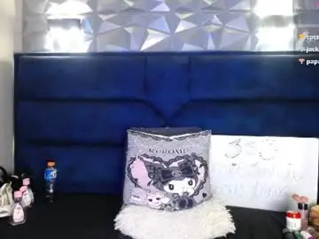 Sexy_redgirl  live sex cam