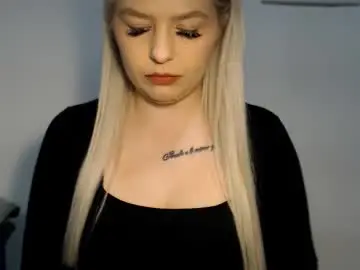 Teeyara_  live sex cam