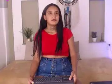Tiana_glow  live sex cam
