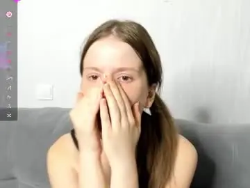 Vea_foxx  live sex cam
