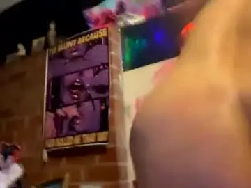 Victoriaryderxxxoo  live sex cam