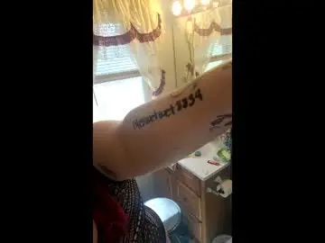 Creampiegirl88  live sex cam