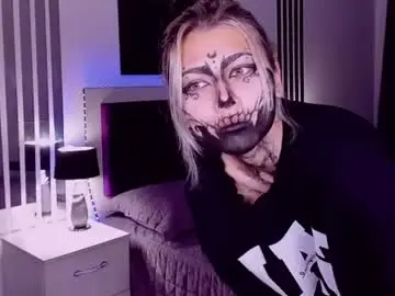 Ditacherry  live sex cam