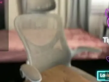 I_am_kara  live sex cam