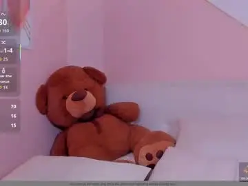 Mae_lyra  live sex cam