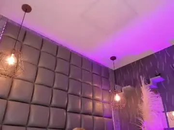 Megan_woll  live sex cam