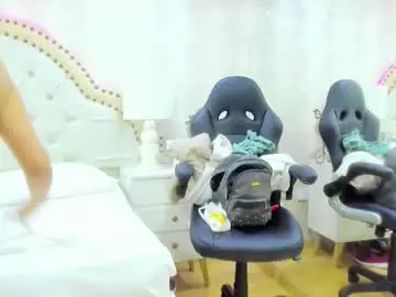 Melaniecors  live sex cam