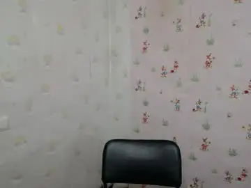 Prettyvalerii_  live sex cam