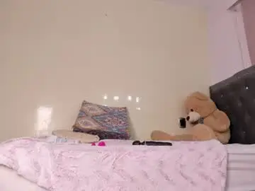 Shell_1  live sex cam
