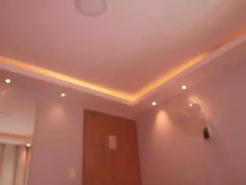 Shell_1  live sex cam