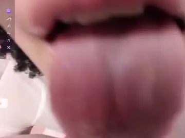 Alice_wiinter  live sex cam