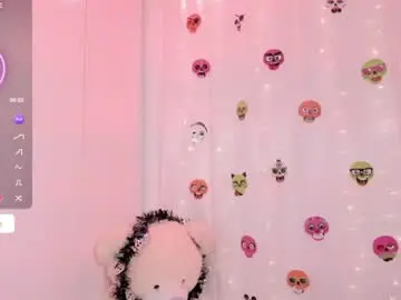 Alice_wiinter  live sex cam
