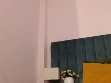 Evely__lopez  live sex cam