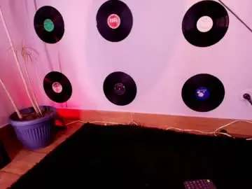 Goddessjulieta  live sex cam