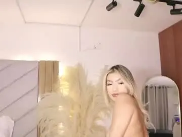 Isabella_m_  live sex cam