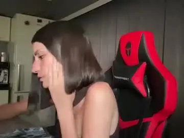 Juliovandonsel  live sex cam