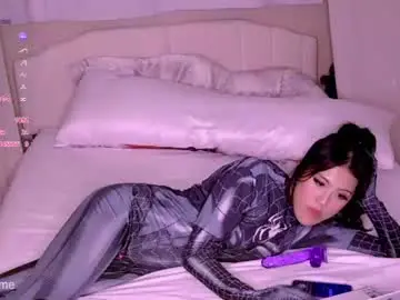 Kuromixkreme  live sex cam