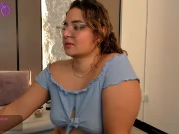 Lilly_ass  live sex cam