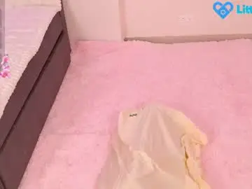Little_effy18_  live sex cam