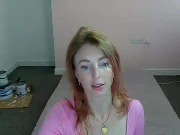 Red_firesquirt  live sex cam