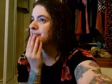 Sluttysuzie17  live sex cam