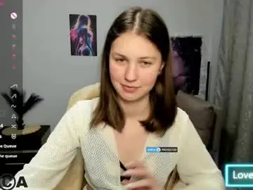 Sofia_smilee  live sex cam