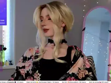 Sweetuniporn  live sex cam