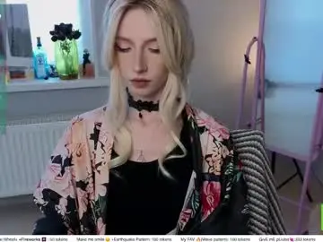 Sweetuniporn  live sex cam