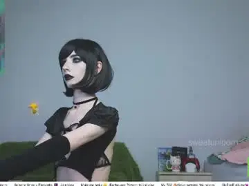 Sweetuniporn  live sex cam