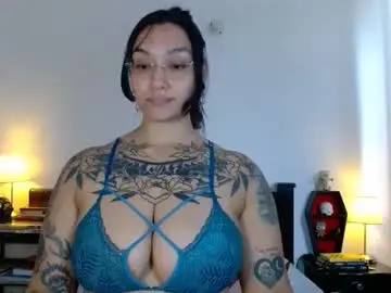 Toothyy  live sex cam