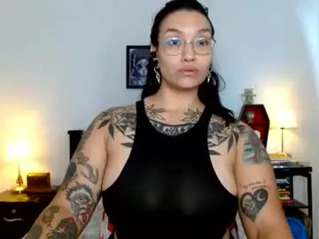 Toothyy  live sex cam