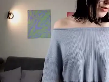 Aurorahatchinson  live sex cam