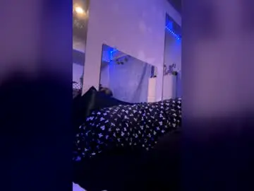 Bubblishus925  live sex cam