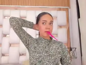 Emmycruzz  live sex cam