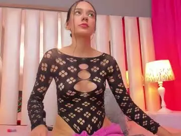 Emmycruzz  live sex cam