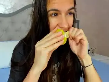 Jennamyers  live sex cam
