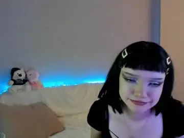Kiki_dreamie  live sex cam