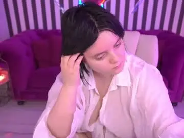 Littleshyy  live sex cam