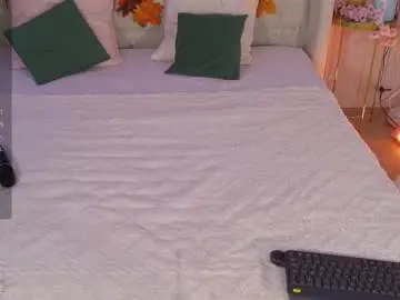 Lolly_neal  live sex cam