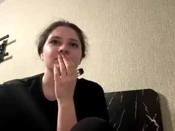 Mariluarreola  live sex cam