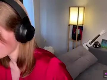 Mirakissss  live sex cam