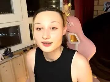 Ravenamesbury  live sex cam