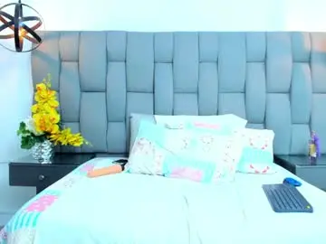 Samanthaciro  live sex cam