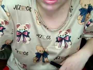 Sexy_as_fuck_  live sex cam