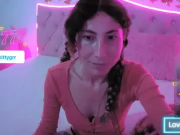 Cuteee_kitty  live sex cam