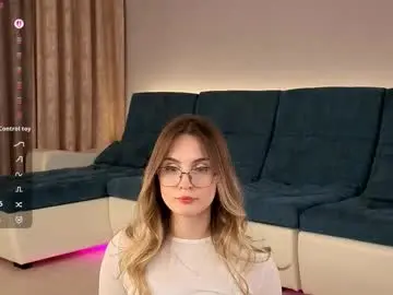 Ellijoys  live sex cam