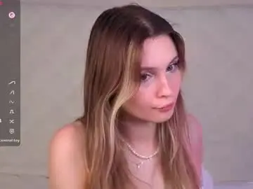 Ellijoys  live sex cam