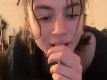Foxyone01  live sex cam