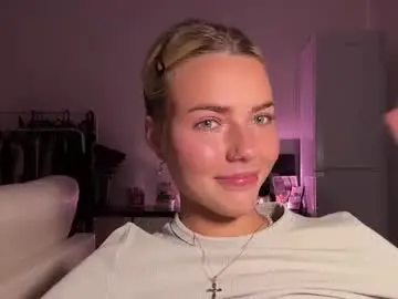 Jacklynthomen  live sex cam