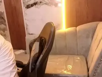 Khaory_v  live sex cam